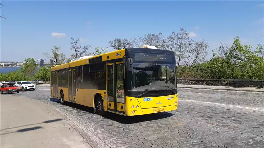 Маршрутка 42 Київ: усе про найвідоміший автобус лівого берега